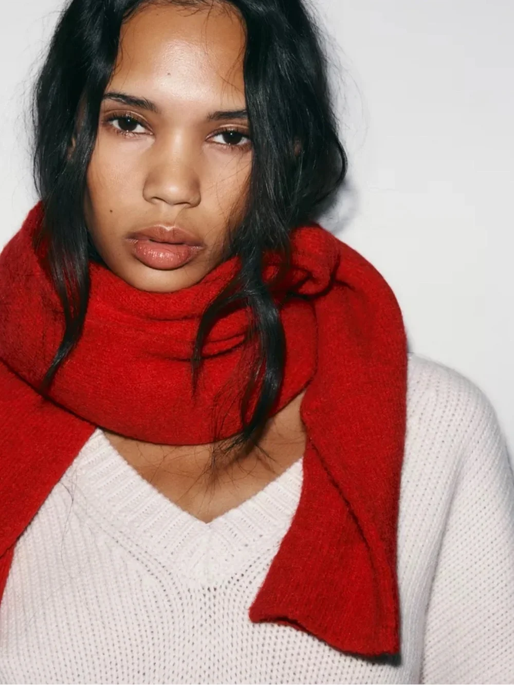Zara NWT red plain cuffed scarf 3738/011